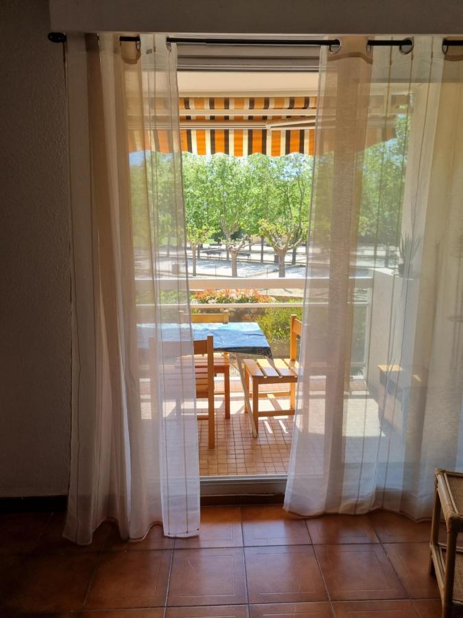 Cabine. Terrasse Le Lavandou